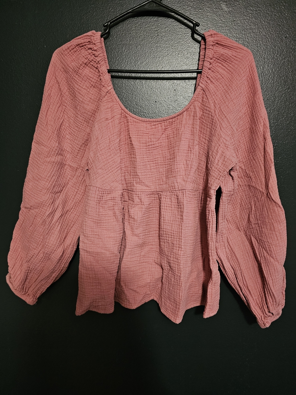 Women's Scoop Neck Peplum Blouse - Dusty Rose